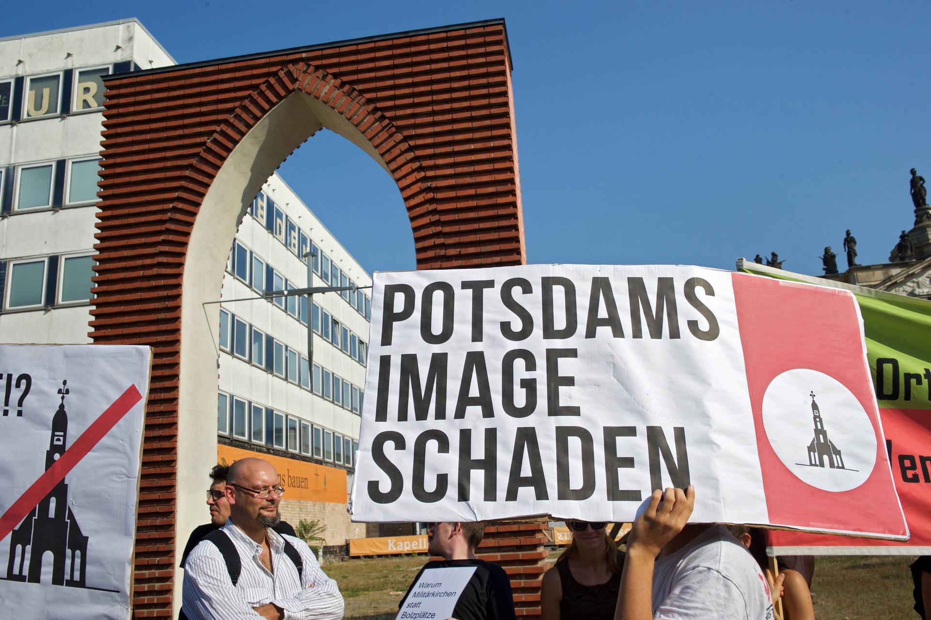 Gegner des Bauvorhabens protestieren im September 2016.