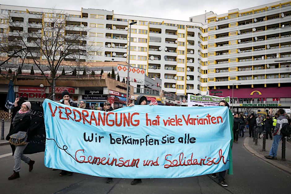 Protest am Kottbuser Tor im Februar 2017 gegen Verdrängung und steigende Mieten. 