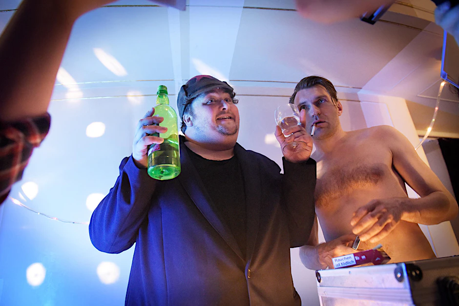 Daniel Zillmann (l.) und Christian Schneeweiß  auf der „Reise nach Petuschki“.