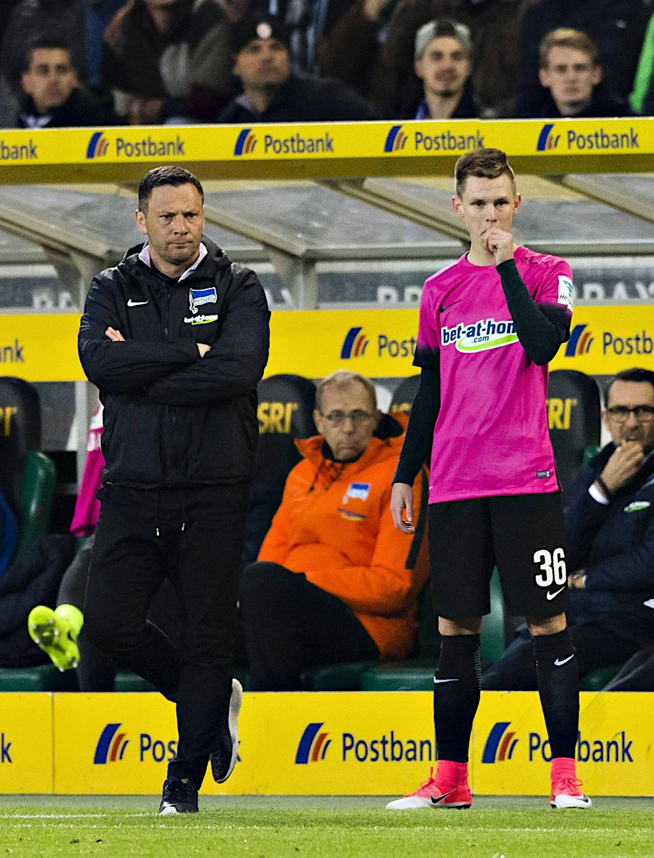 Dardai (l.) setzt gegen Wolfburg auf Youngster Kade.