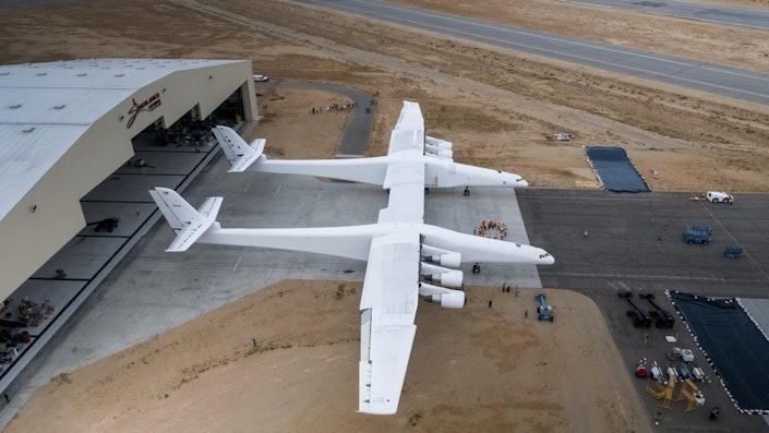 Größtes Flugzeug der Welt: „Stratolaunch