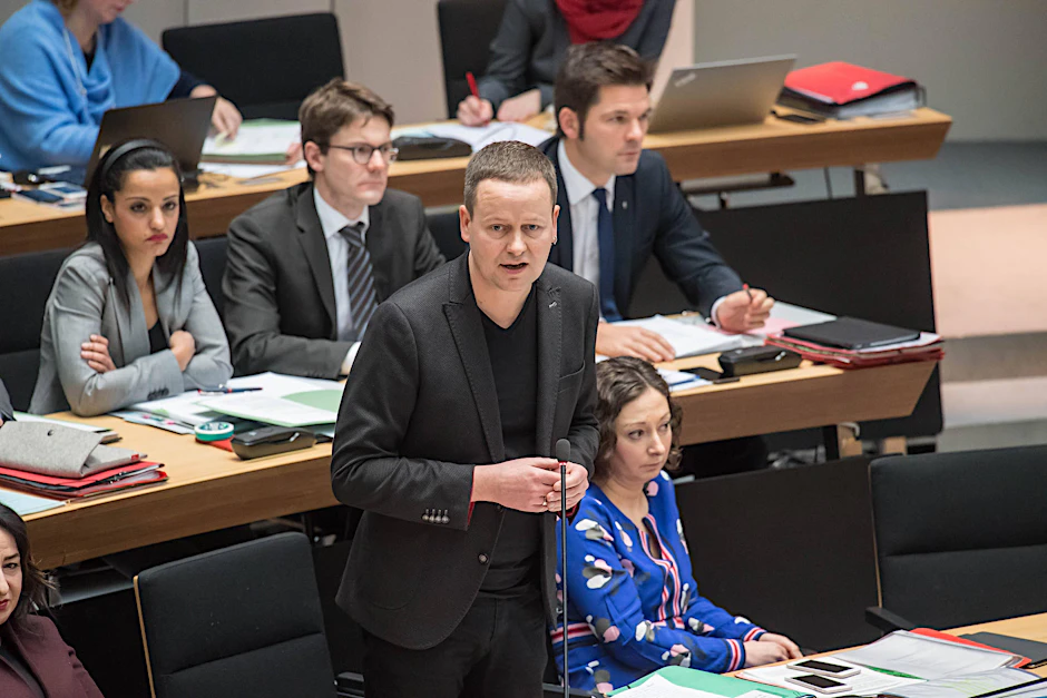 Klaus Lederer interpretiert Gomringer und die Sexismusdebatte. 