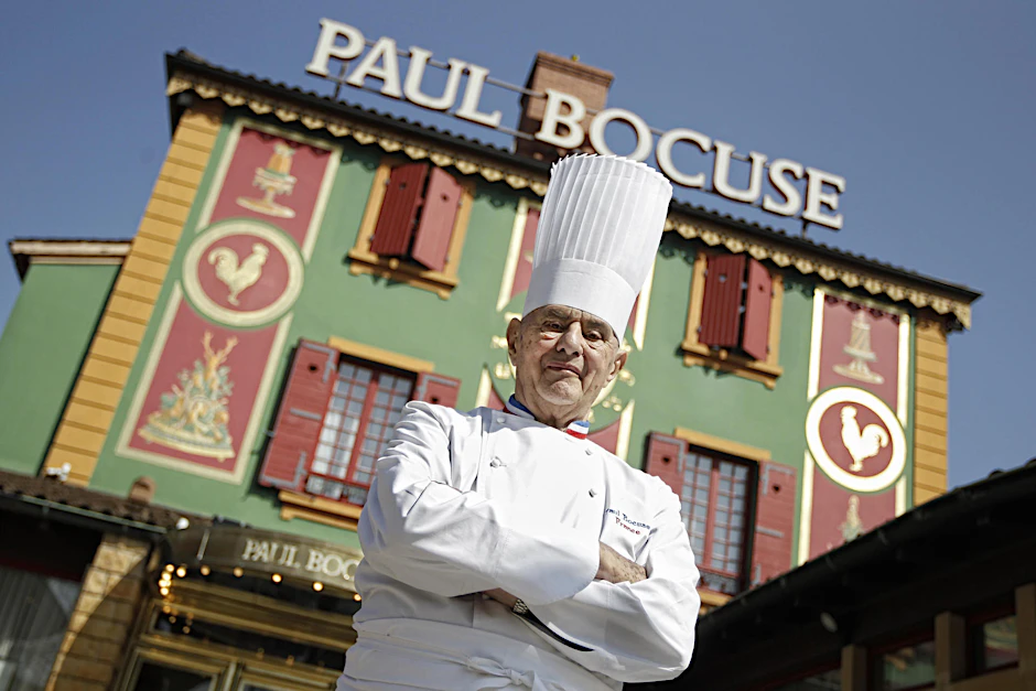 Der französische Spitzenkoch Paul Bocuse steht am 24.03.2011 in Collonges-au-Mont-d