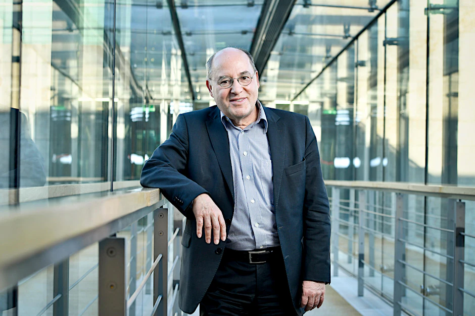 Gregor Gysi feiert an seinem 70. Geburtstag nur mit seiner Familie: „Da ist kein anderer dabei.“