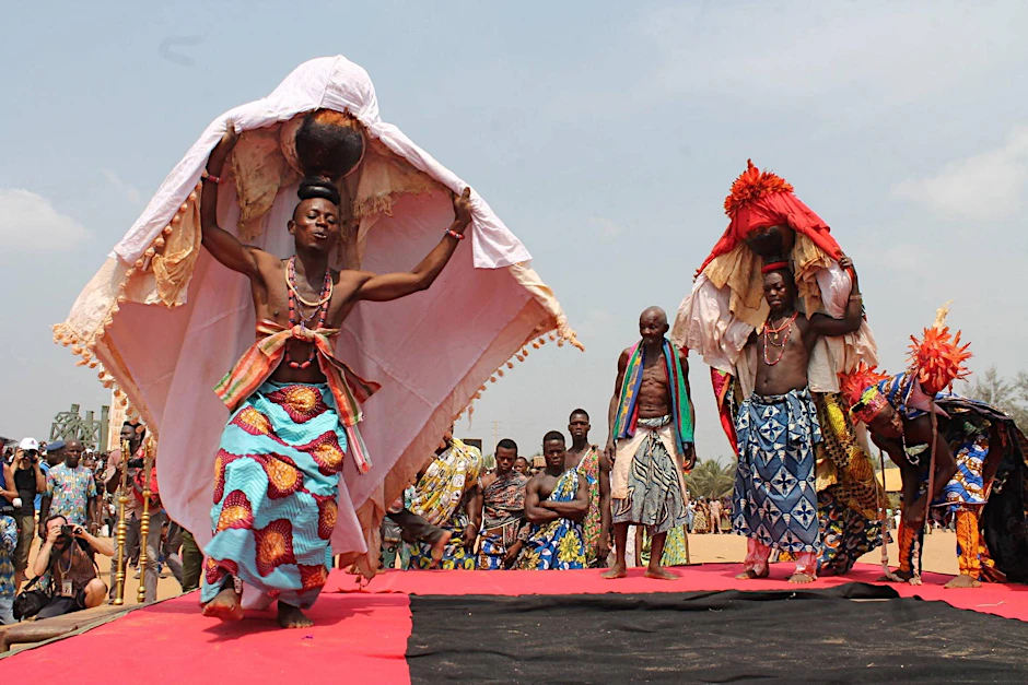 Farbenfroh: Zeremonie beim jährlichen Ouidah-Voodoo-Festival in Süd-Benin.