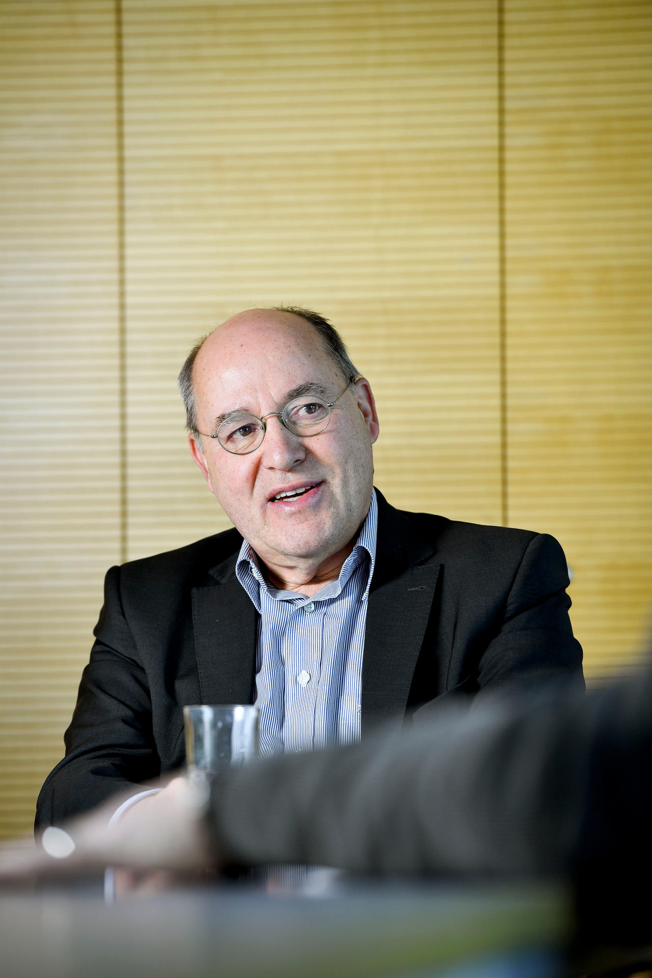 Gregor Gysi: „Angespuckt zu werden, das ist schon hart. Aber ich bleibe und kämpfe.“