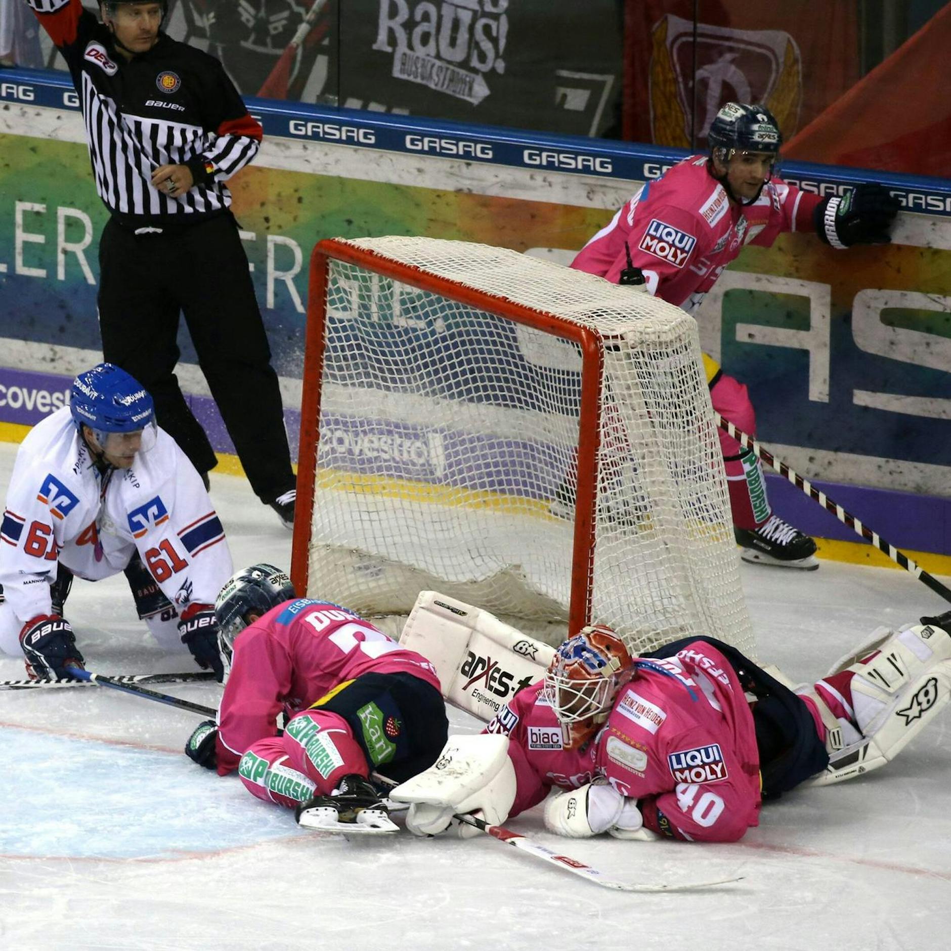 Image - Eisbären-Sieg gegen Adler: Dank Torwart Kevin Poulin gelingt ein 4:1-Erfolg