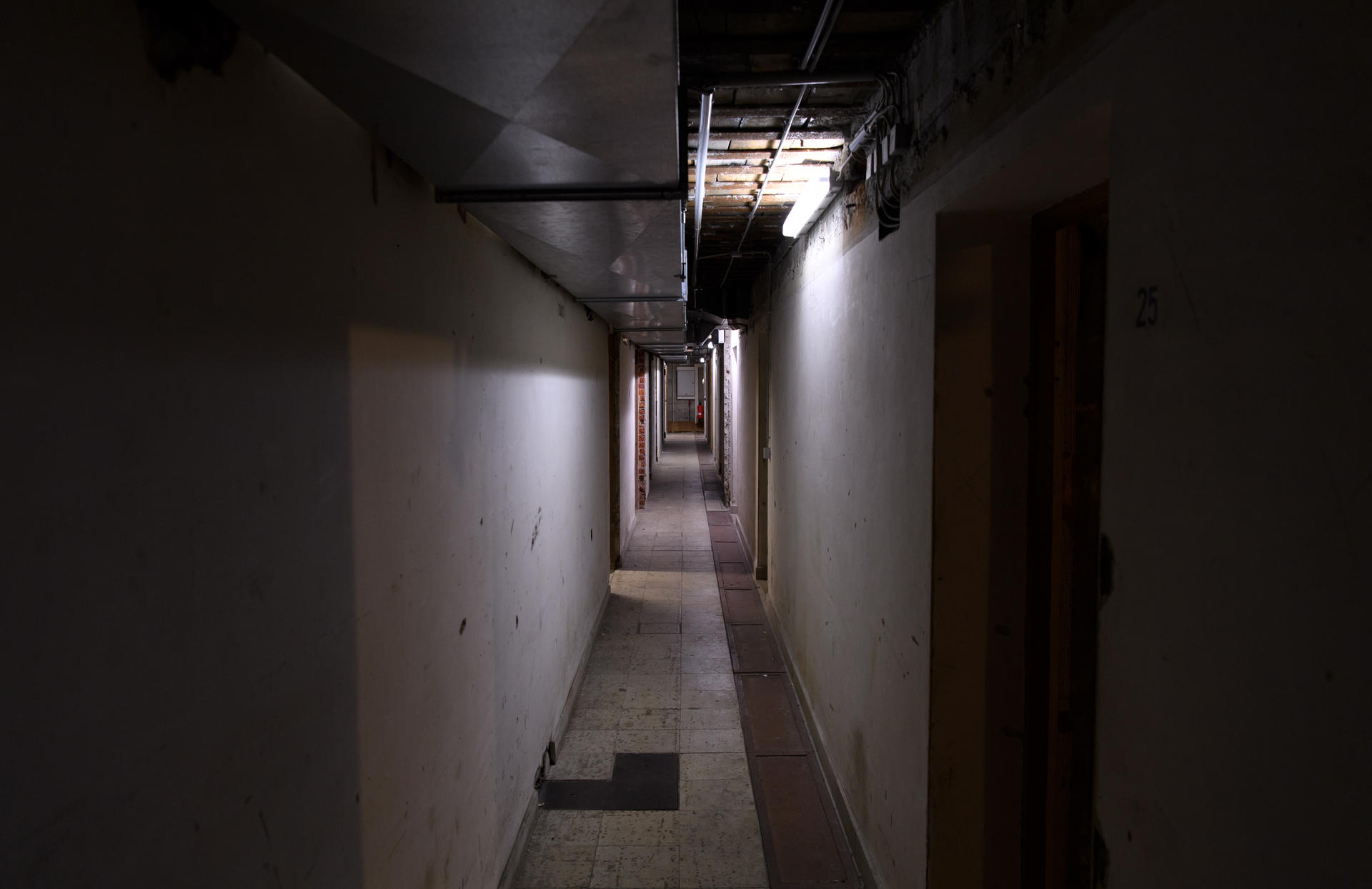 Pullach: Blick in die Bunkeranlage "Siegfried" (auch unter dem Decknamen "Hagen" bekannt) auf dem Gelände des Bundesnachrichtendienstes (BND). Die Bunkeranlage wurde während des Zweiten Weltkriegs gebaut. 
