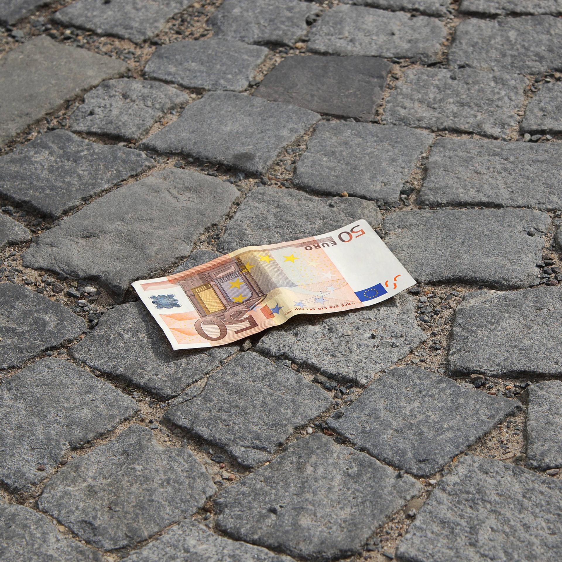 Ab Welchem Betrag Muss Man Gefundenes Geld Abgeben Ratgeber: Wann man gefundenes Geld behalten darf