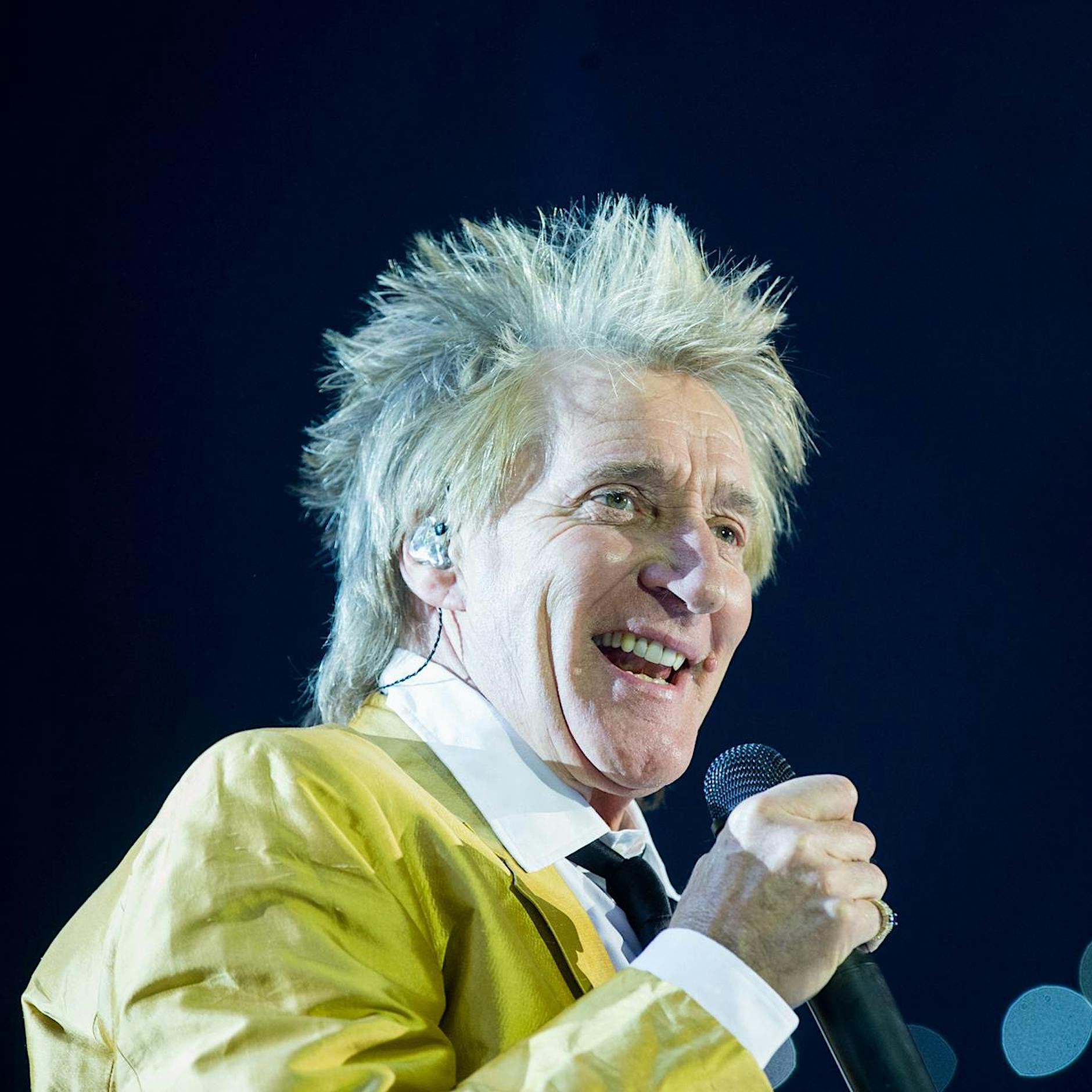 Bambi-Verleihung in Berlin: Sänger Rod Stewart im Interview über Trump und MeToo