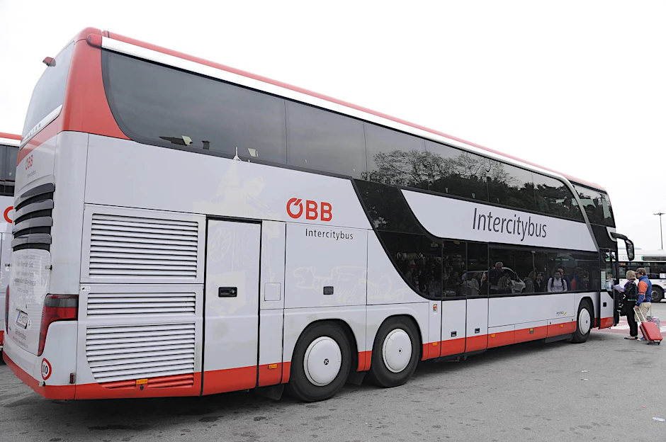 Die Studentin wurde im Gepäckraum eines Reisebusses eingesperrt. (Symbolfoto)