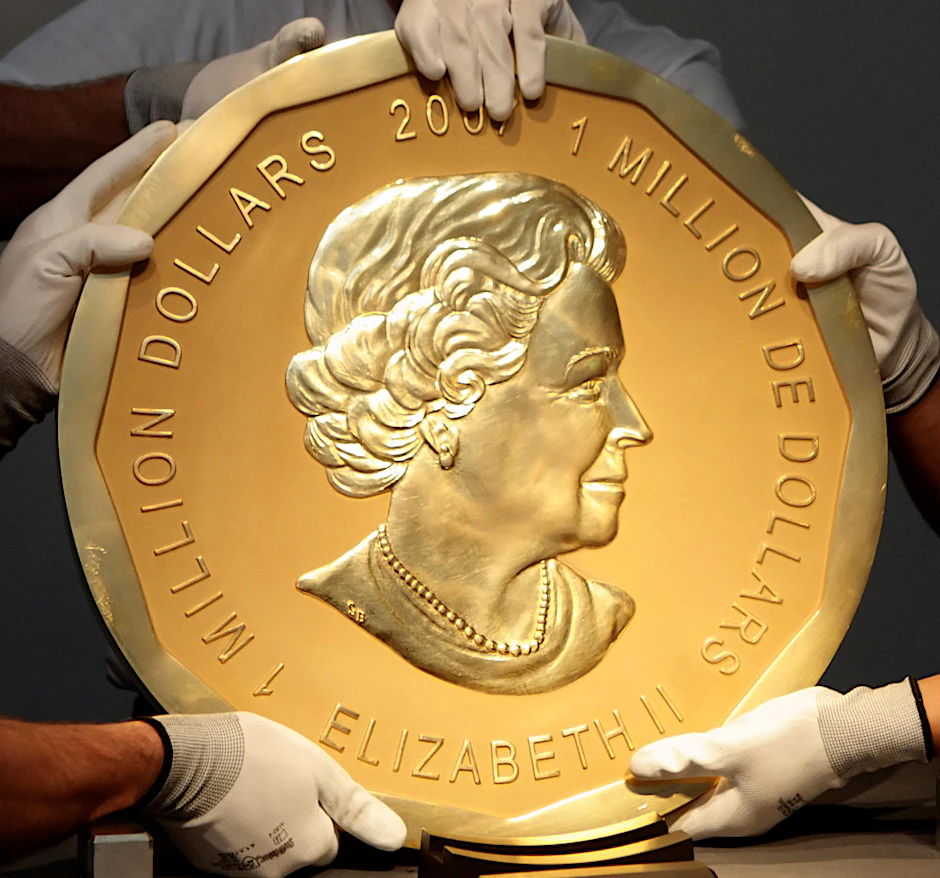 Münze aus Wien: Die Big Maple Leaf gibt es weltweit nur fünf Mal. Im März 2017 wurde ein Exemplar mit einem reinen Goldwert von 3,7 Millionen Euro aus dem Berliner Bode-Museum gestohlen.