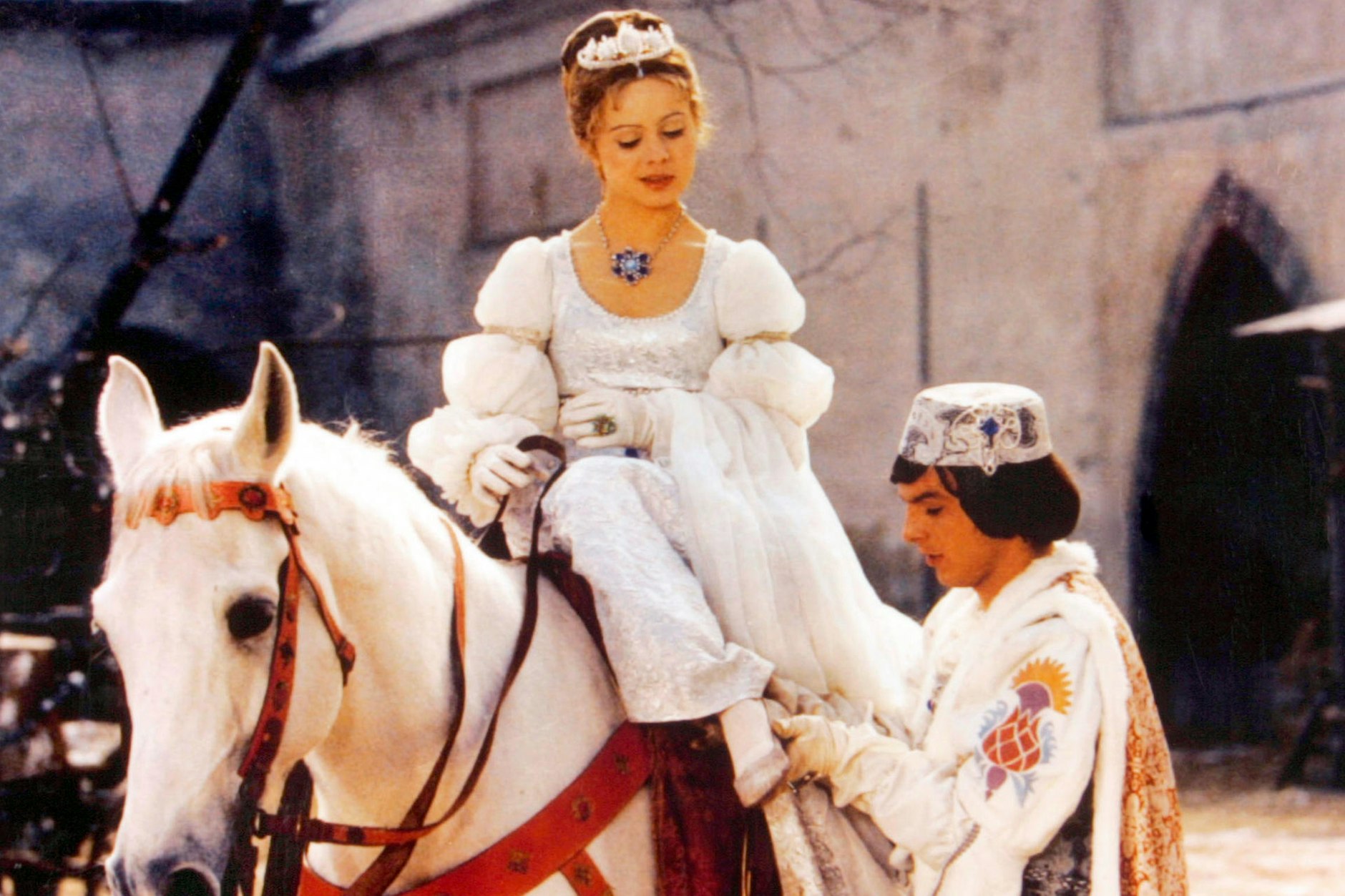 Vereint Ost und West jedes Jahr zu Weihnachten vor dem Fernseher: der Märchenfilm „Drei Haselnüsse für Aschenbrödel“, gedreht 1973 von der Defa gemeinsam mit dem tschechischen Studio Barrandov.