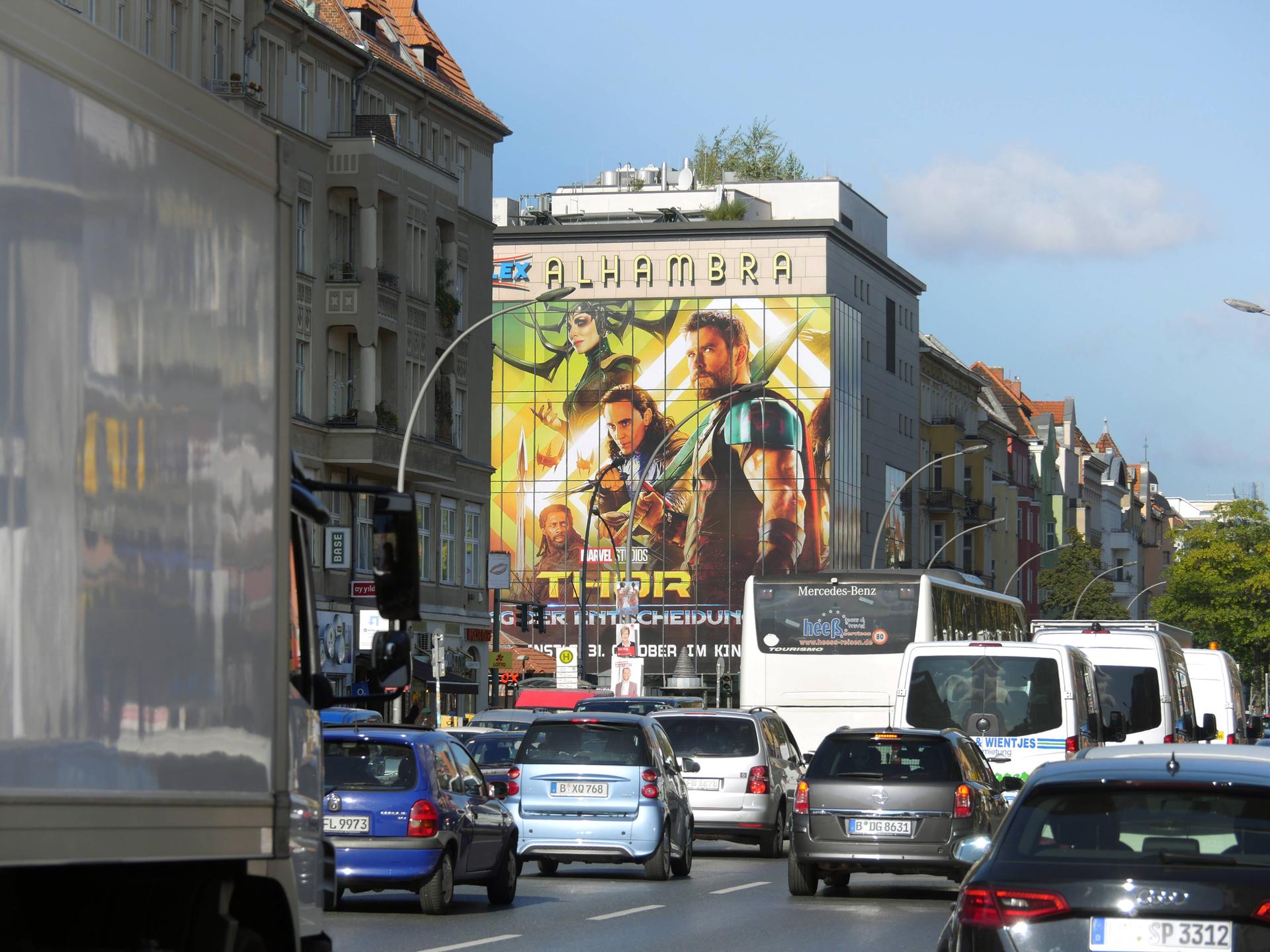 1996 stand in der Berliner Zeitung, die Müllerstraße sei „der Kudamm des Wedding".