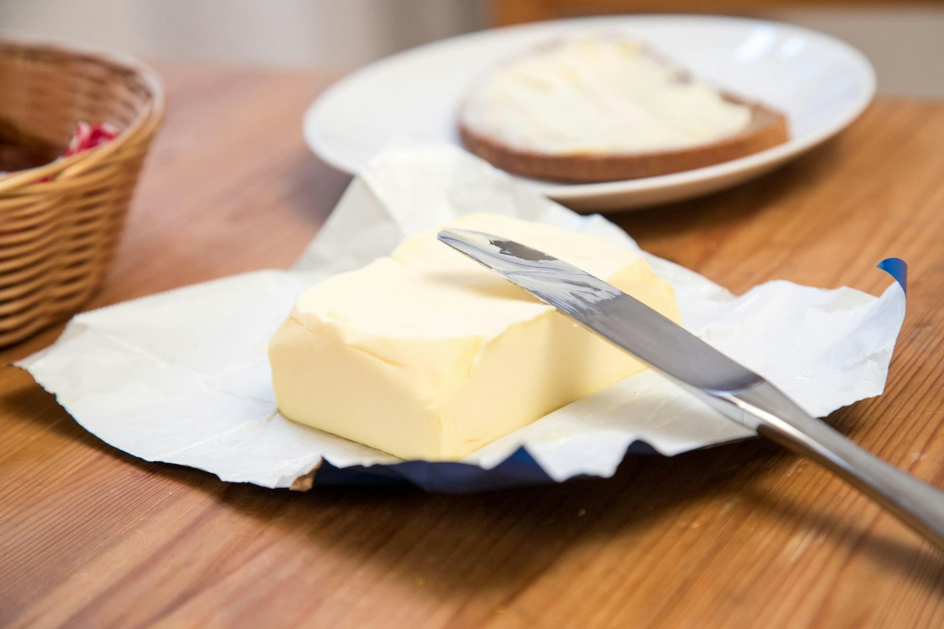Lidl senkt die Preise für Butter deutlich.