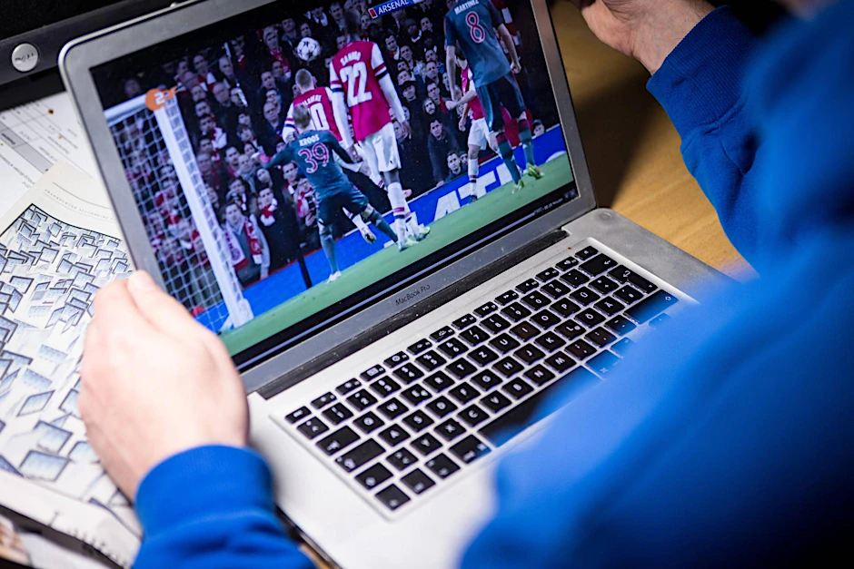 Viele Sport-Fans sehen die Partien mittlerweile im Live-Stream.