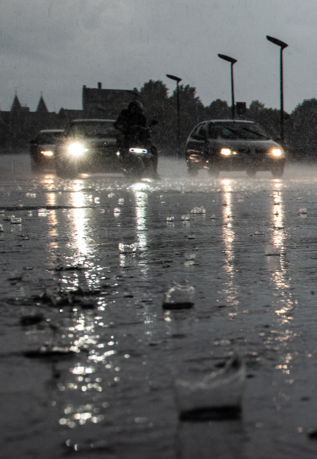 Starkregen und Hagel in Berlin (Archivbild).