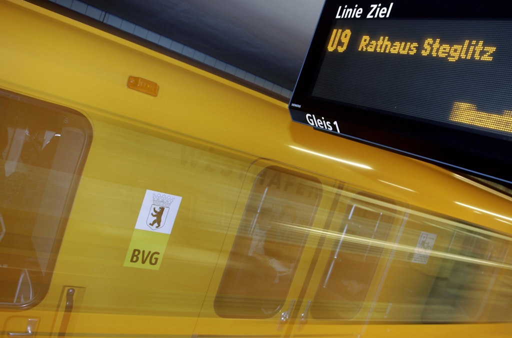 U9 in Berlin zeitweise unterbrochen technische Störung