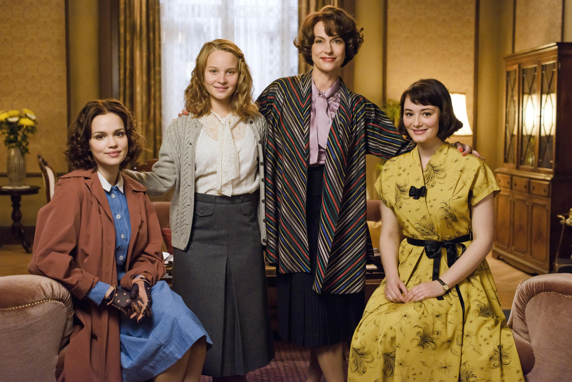 Image - Fortsetzungen beschlossen: Ufa arbeitet an „Kudamm 62“ und „Deutschland 89"