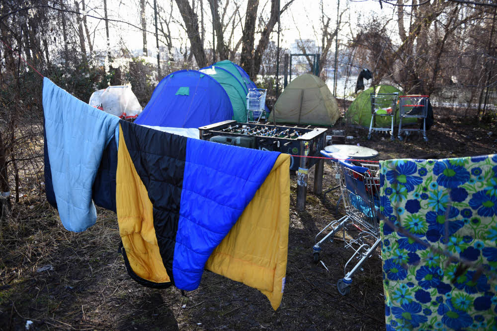 Experimentelles ObdachlosenCamp Das geduldete Lager an der