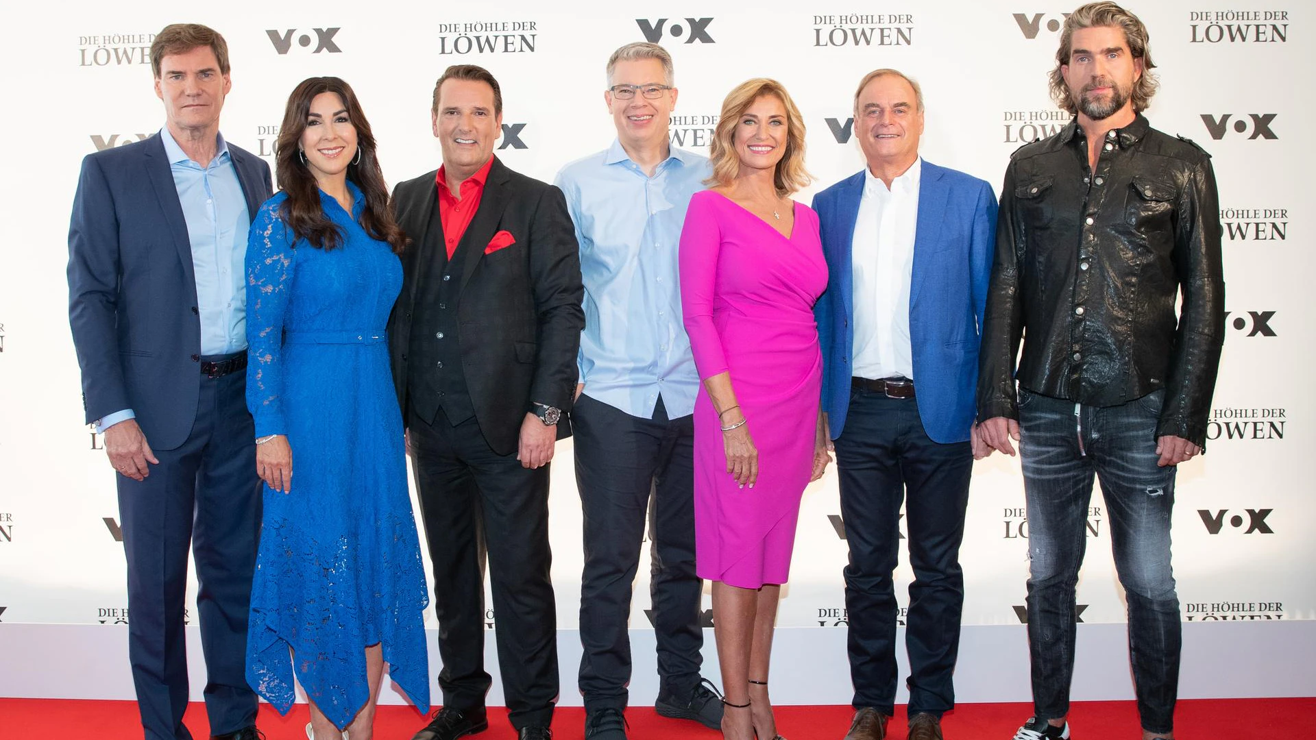 Die Investoren der Vox-Show "Die Höhle der Löwen": Carsten Maschmeyer (l-r), Judith Williams, Ralf Dümmel, Frank Thelen, Dagmar Wöhrl, Georg Kofler und Nils Glagau.