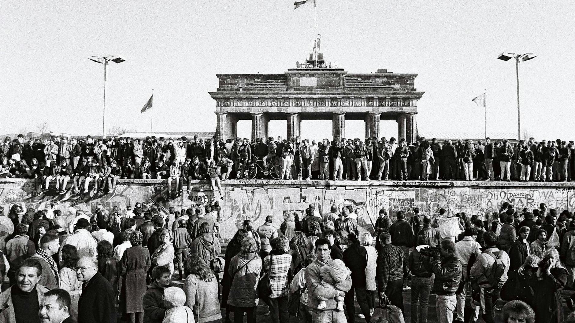 Am 9. November 1989 fiel in Berlin die Mauer – auch 30 Jahre später immer noch ein Grund zu feiern.