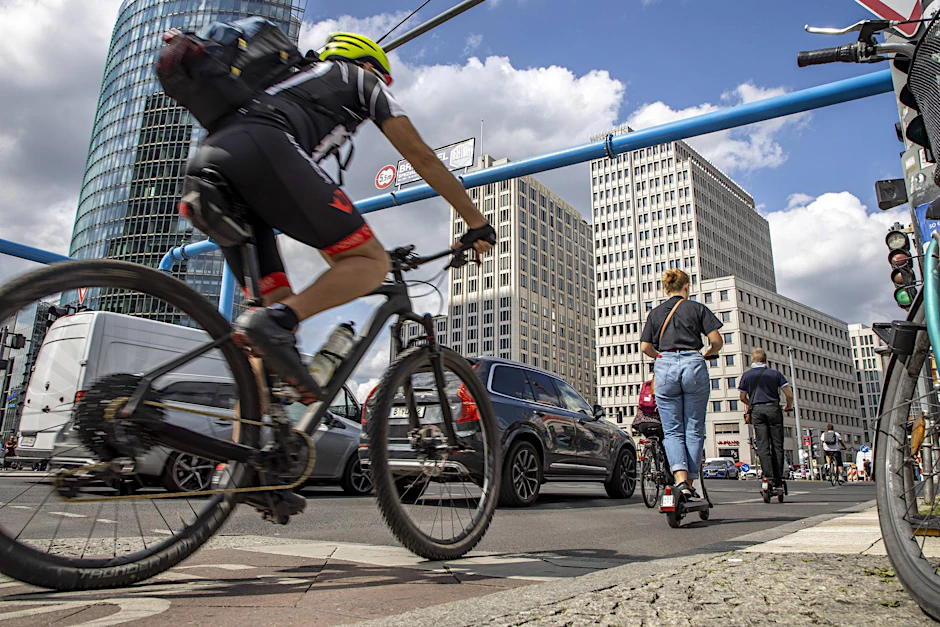 Mit dem Fahrrad durch Berlin und Brandenburg zu fahren empfinden viele als eher unangenehm.&nbsp;