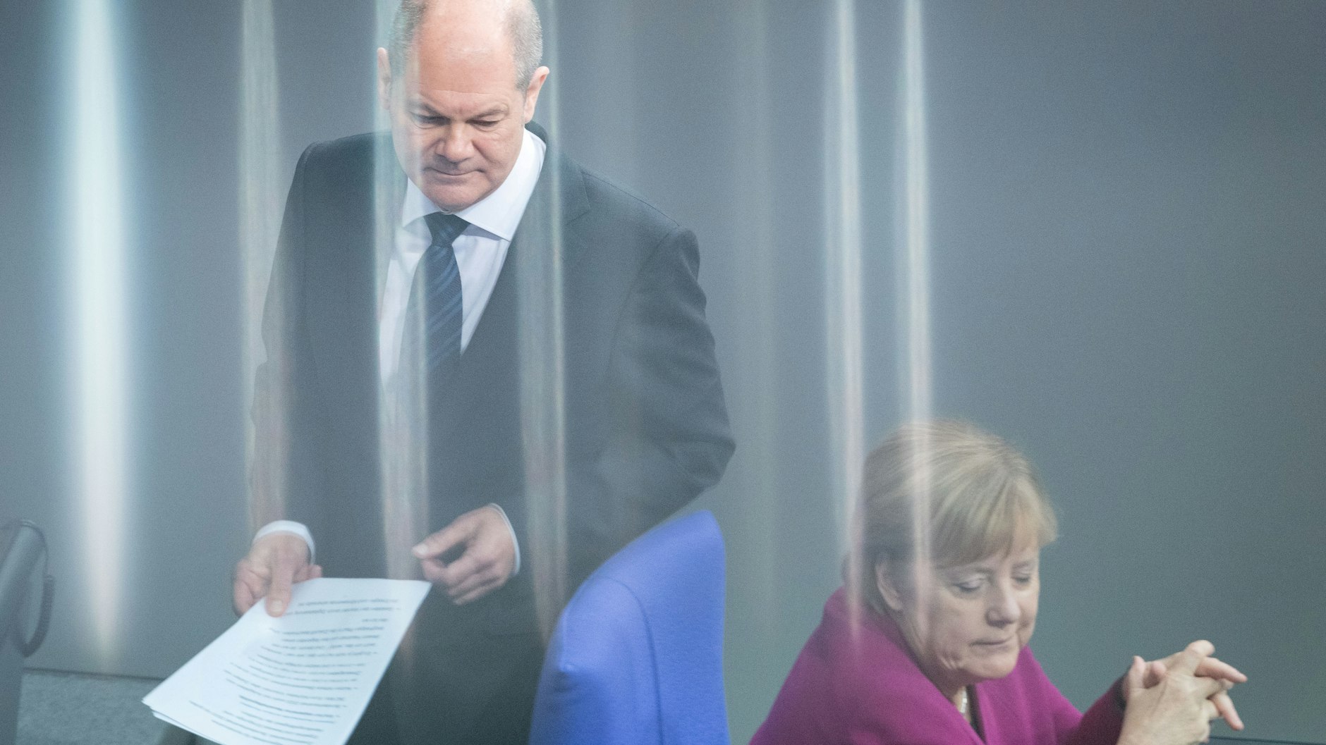Olaf Scholz und Angela Merkel.