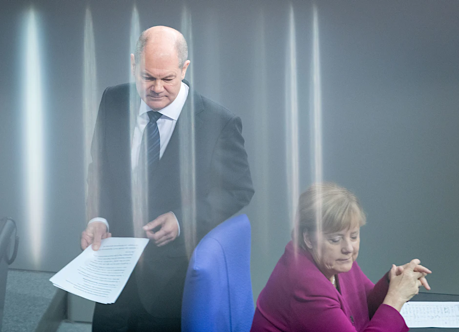 Olaf Scholz und Angela Merkel.