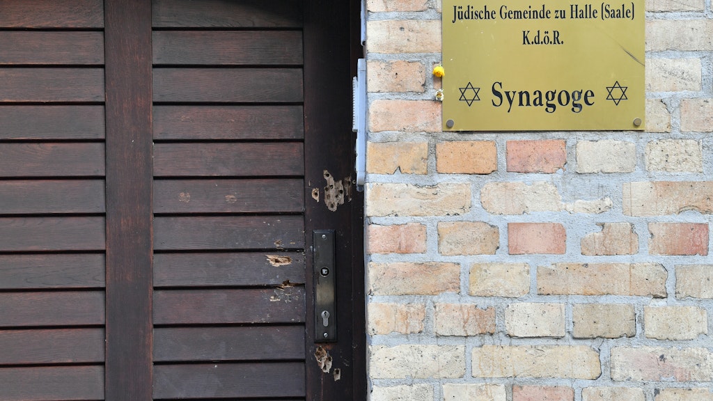 Gedenken an Auschwitz-Befreiung : „Es ist dasselbe Böse ...