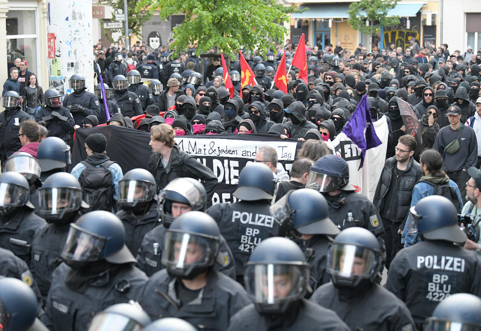 Allein 2000 Polizisten waren für die Demonstration vorgesehen. 