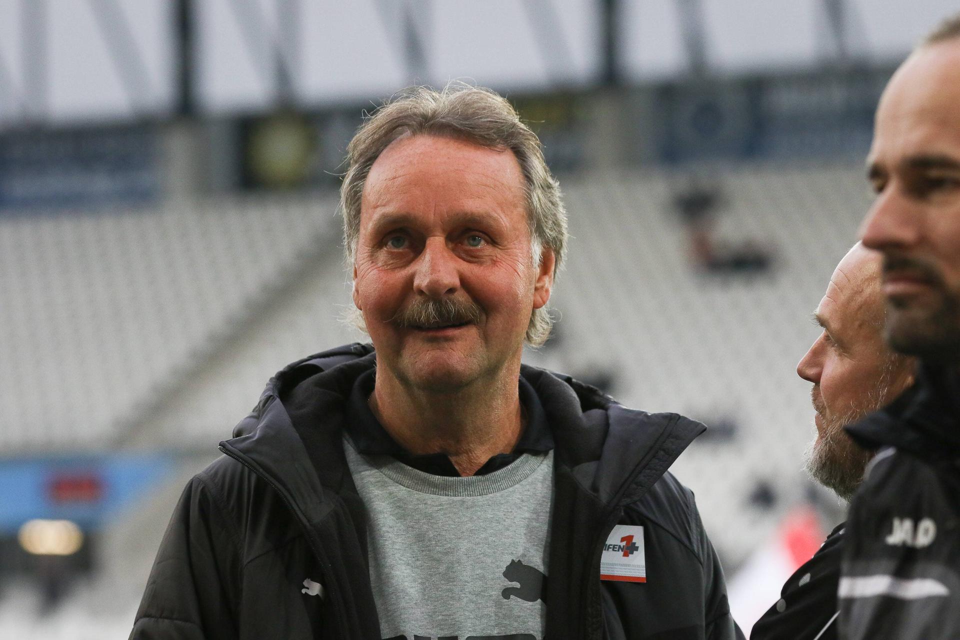 Peter Neururer arbeitet jetzt als Sportlicher Leiter bei Wattenscheid 09.