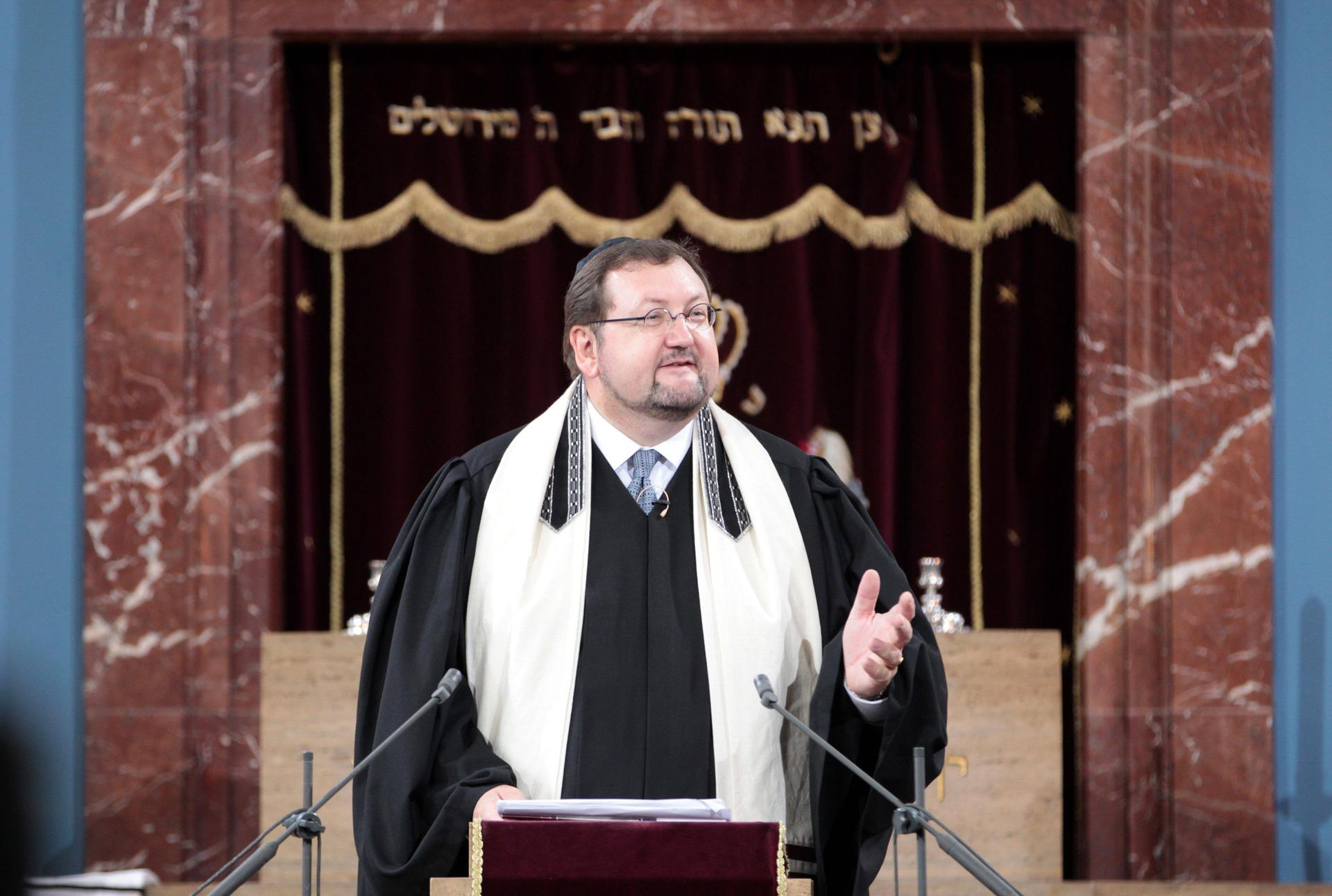 Rabbiner Professor Dr. Walter Homolka beim Gottesdienst zur Ordination des Abraham Geiger Kollegs an der Universität Potsdam. 