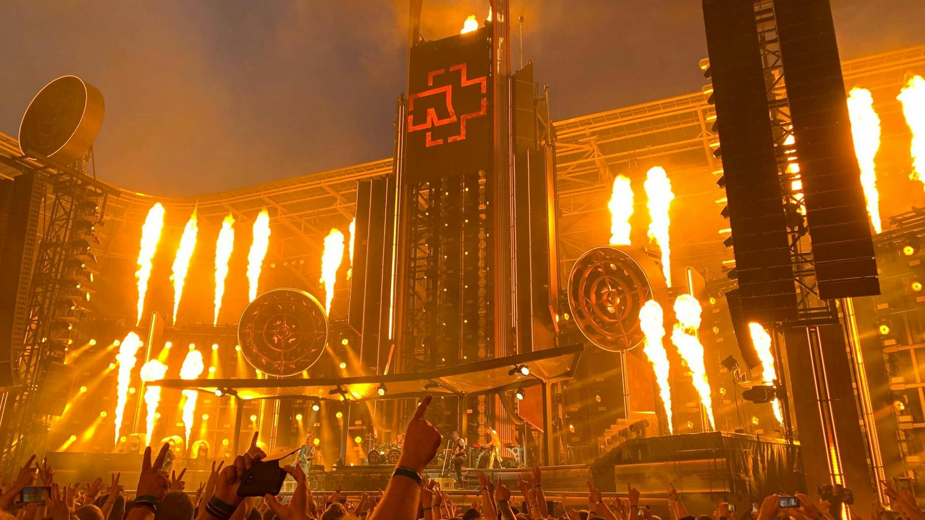 2019 spielte Rammstein bereits in Dresden, nun kehren Till Lindemann und seine Kollegen in die sächsische Landeshauptstadt zurück.
