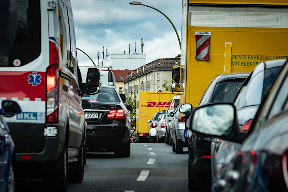 Stau auf der Landsberger Allee (Symbolbild)