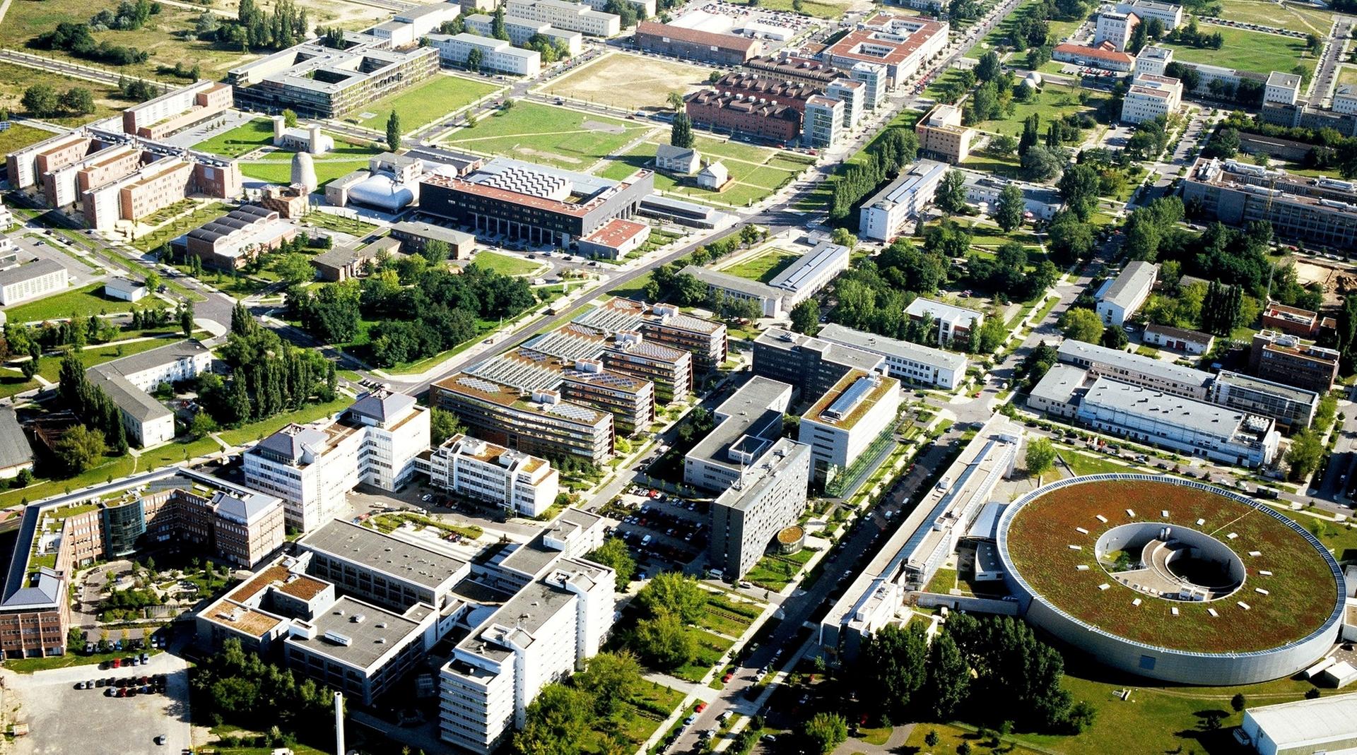 Heute ist Adlershof, hier von oben aufgenommen, ein Zentrum für IT- und Medientechnologie.