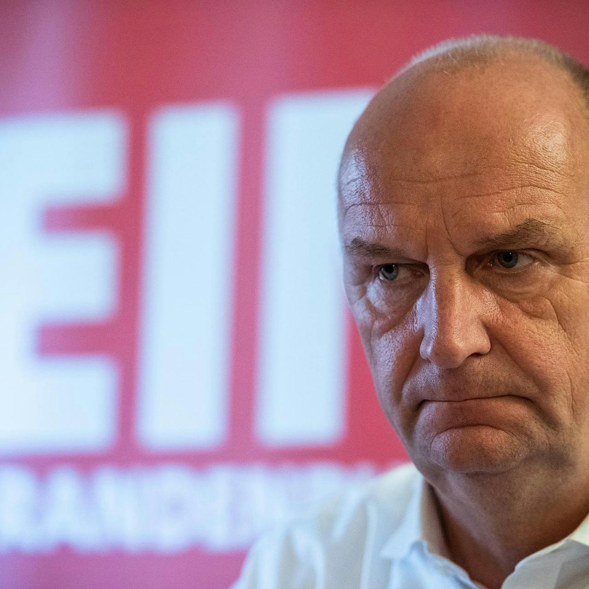 Dietmar Woidke über den Umgang mit der AfD: „Da sind Fehler passiert“