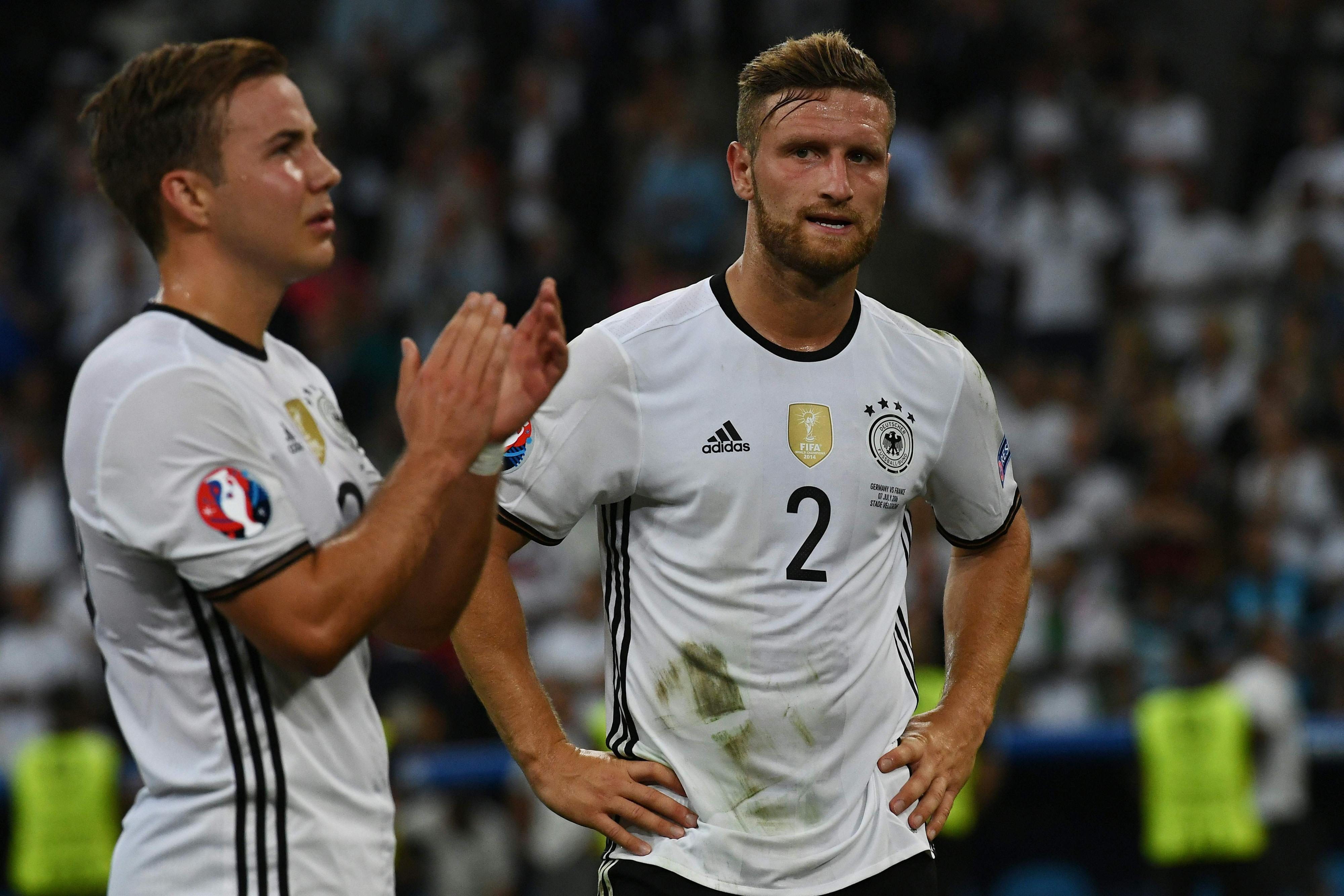 Mario Götze (l.).