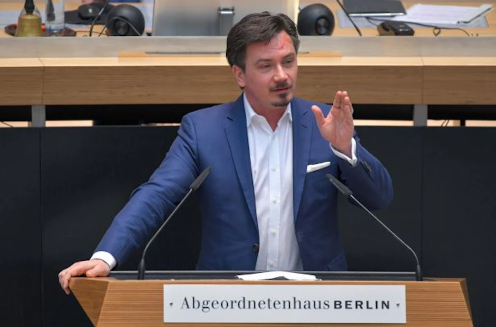 Fehlende Grundsätze: Abgeordneter Marcel Luthe tritt aus der FDP aus