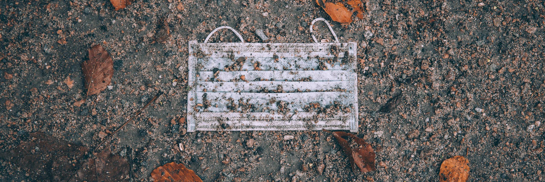 In großen Städten steigen die Corona-Fallzahlen schnell an, immer mehr Metropolen überschreiten Grenzwerte. Politiker fordern härtere Konsequenzen.