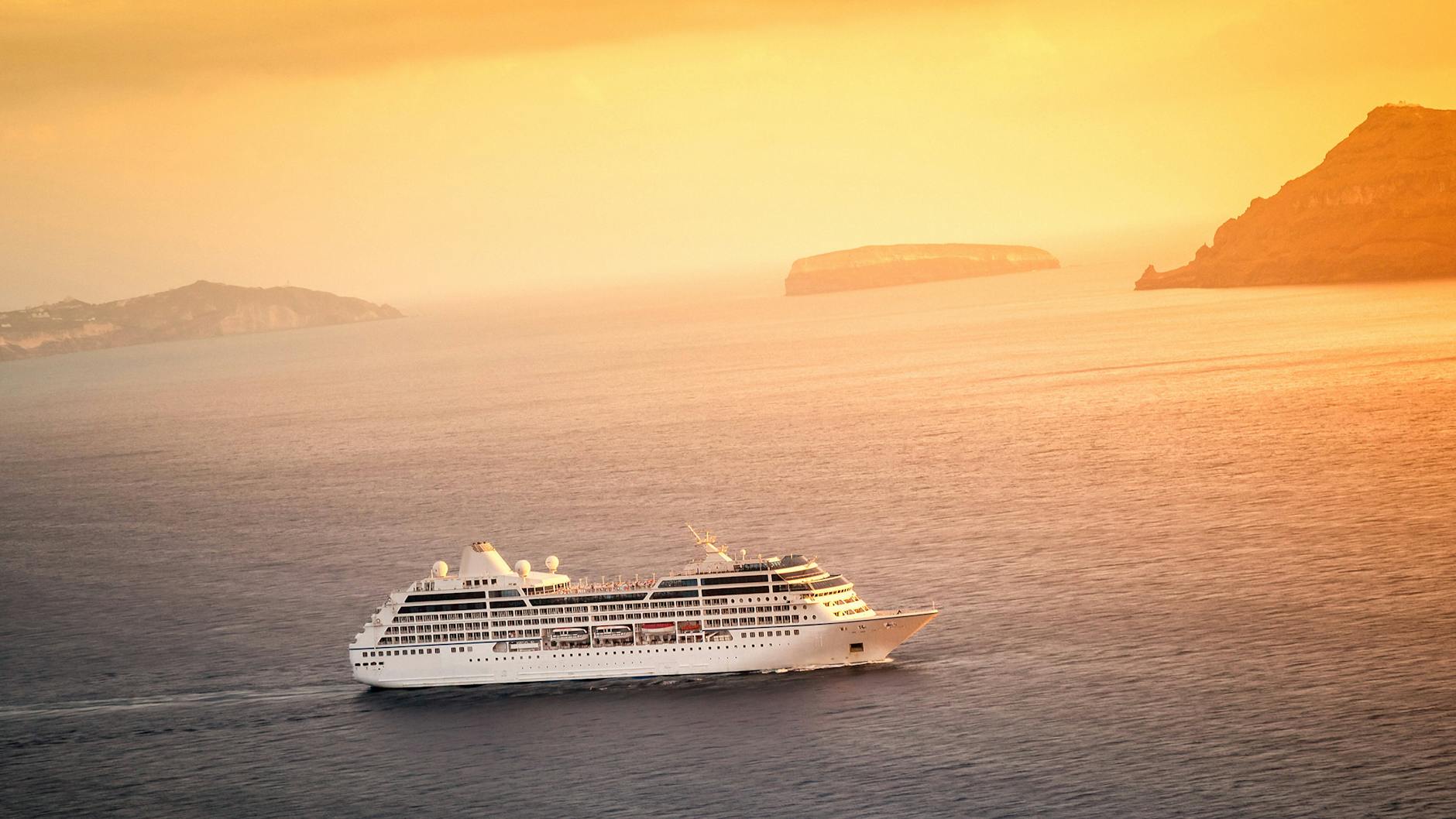 Ein Kreuzfahrtschiff (Symbolbild).