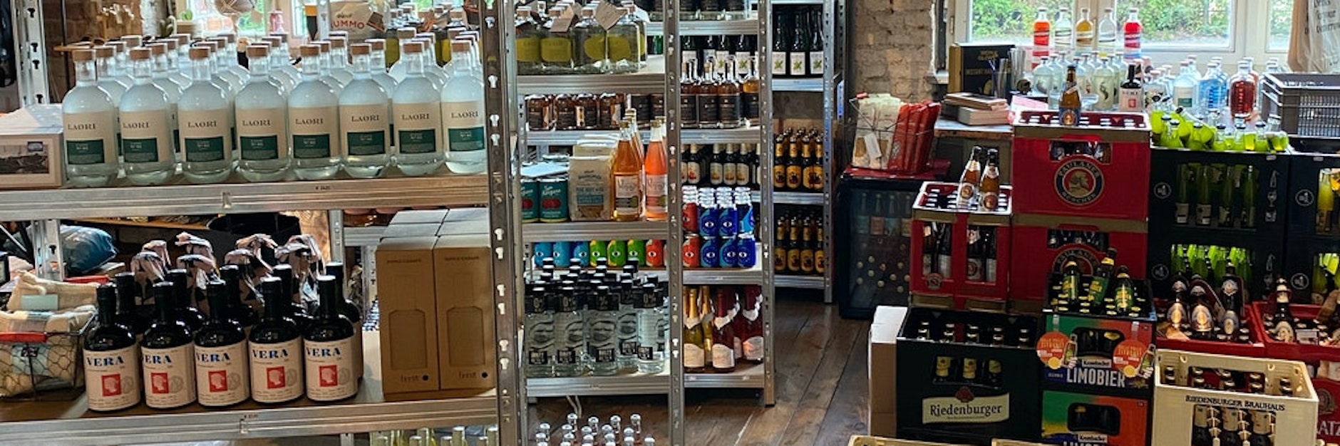 Weinsorten, Bier, Spirituosen: Im „Null Prozent Späti“ gibt es all das alkoholfrei.