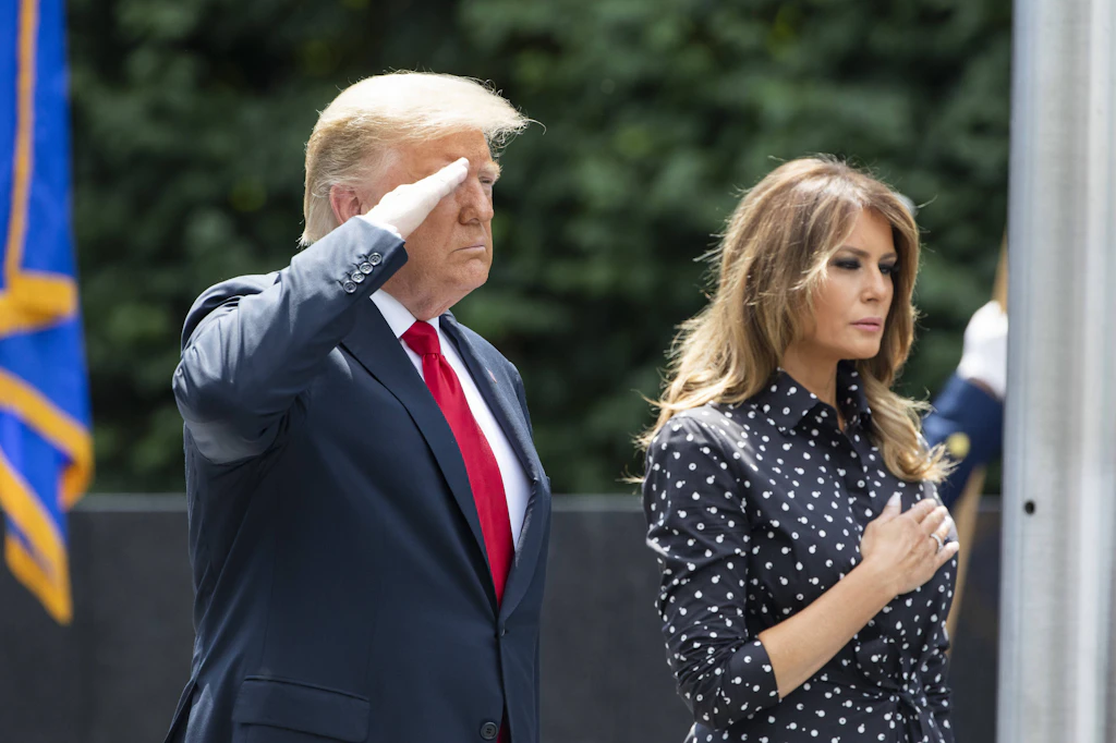 Pöbeln, lügen - alles wurscht für Trump-Fans