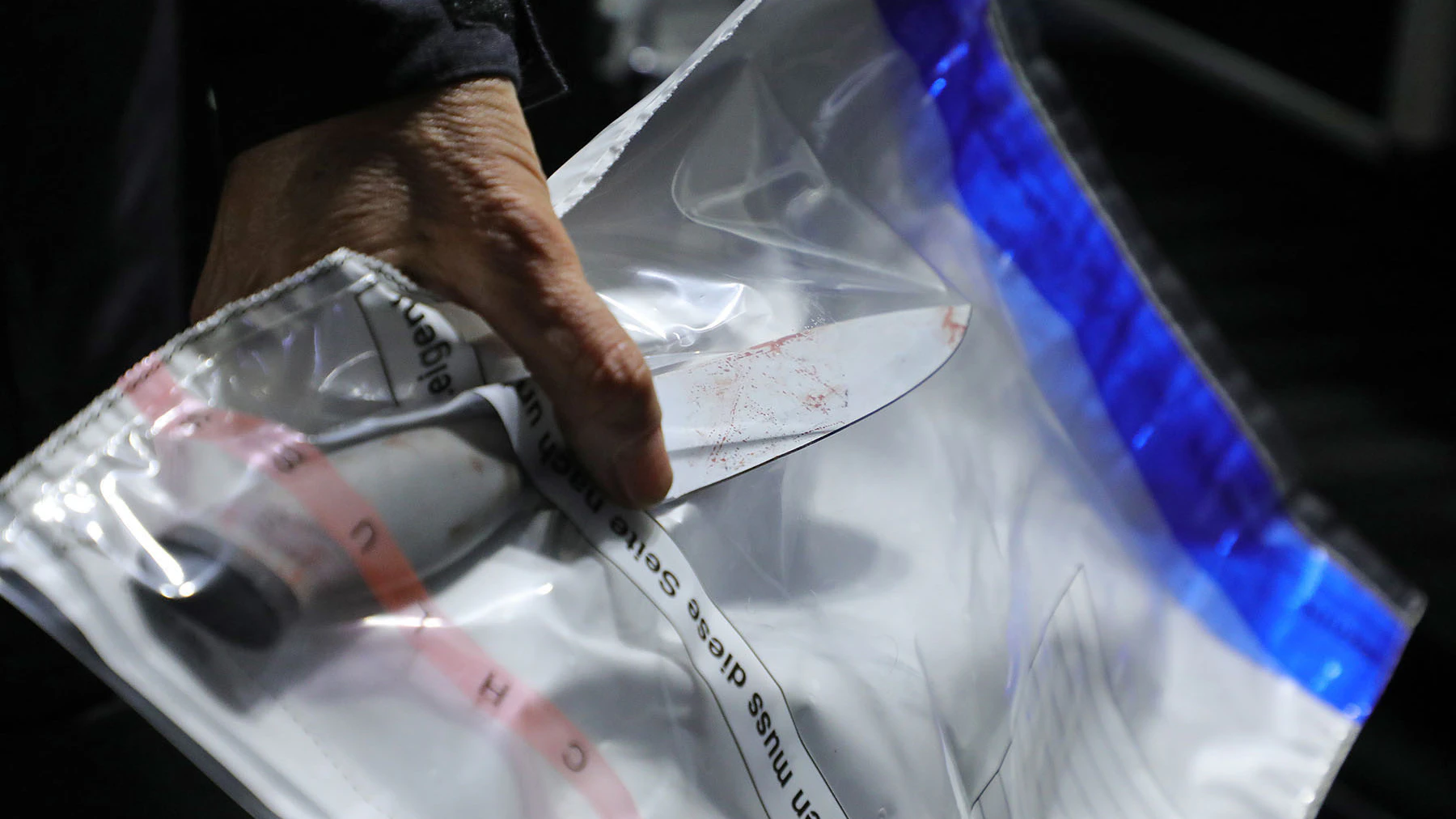 Das blutige Küchenmesser, an dem sich DNA-Spuren des jetzt gefassten Syrers fanden.