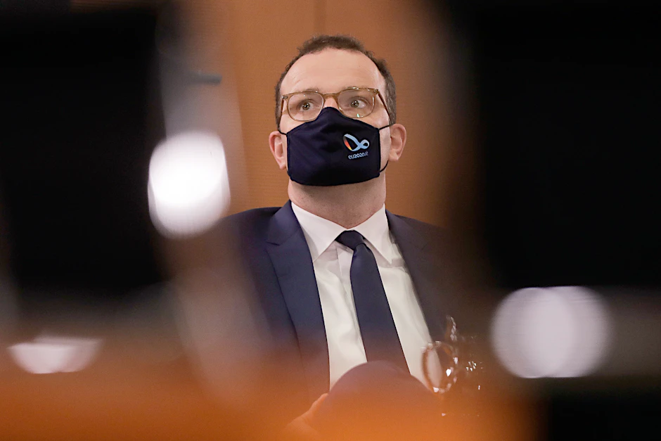 Bundesgesundheitsminister Jens Spahn hat sich mit dem Coronavirus infiziert.