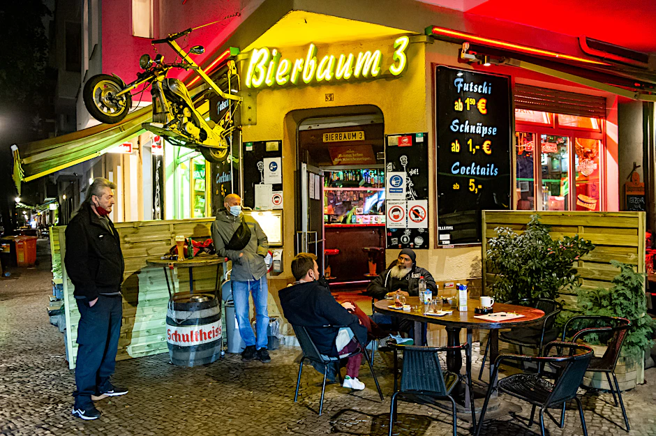 Die Eckkneipe Bierbaum 3 im Neuköllner Schillerkiez.<br>