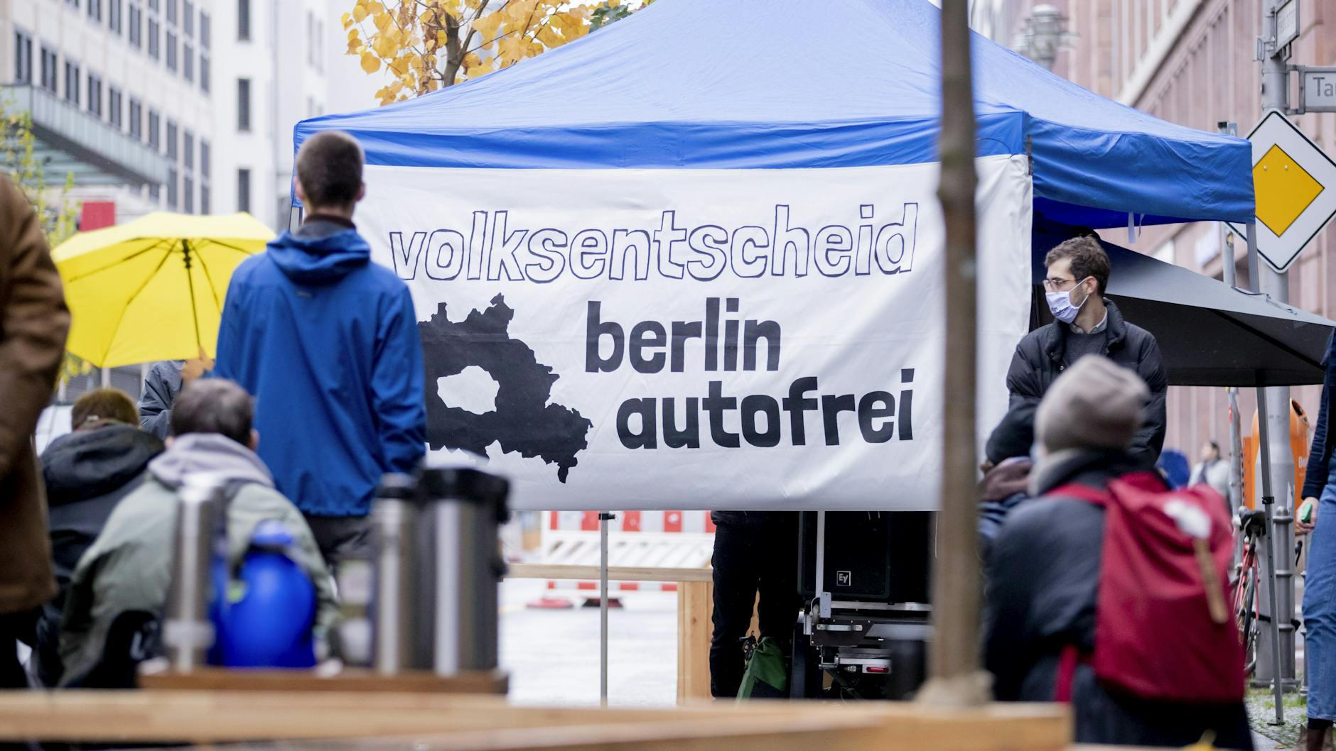 EIn Plakat der Initiative Berlin autofrei
