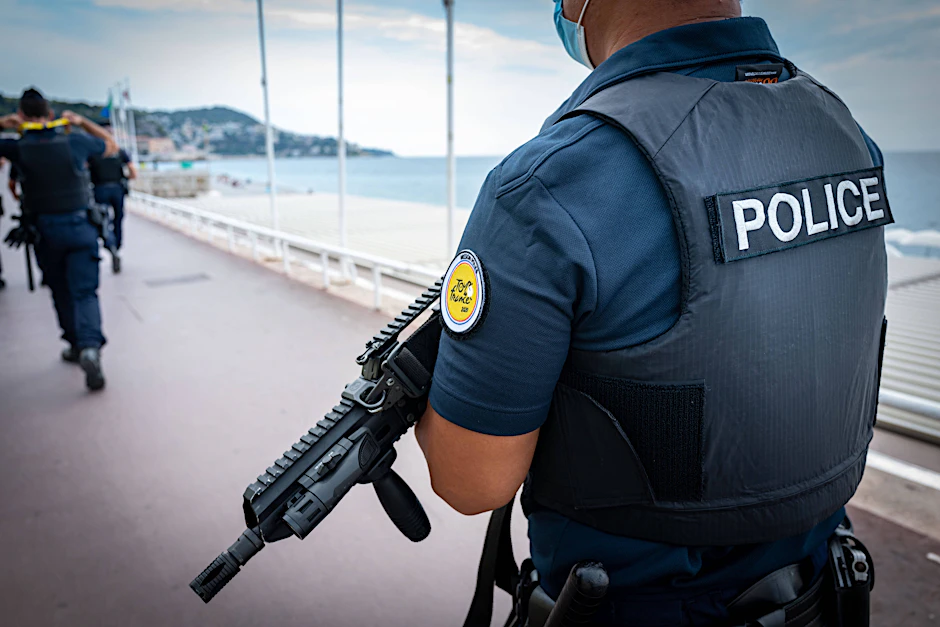 Die französische Polizei im Einsatz (Symbolbild).