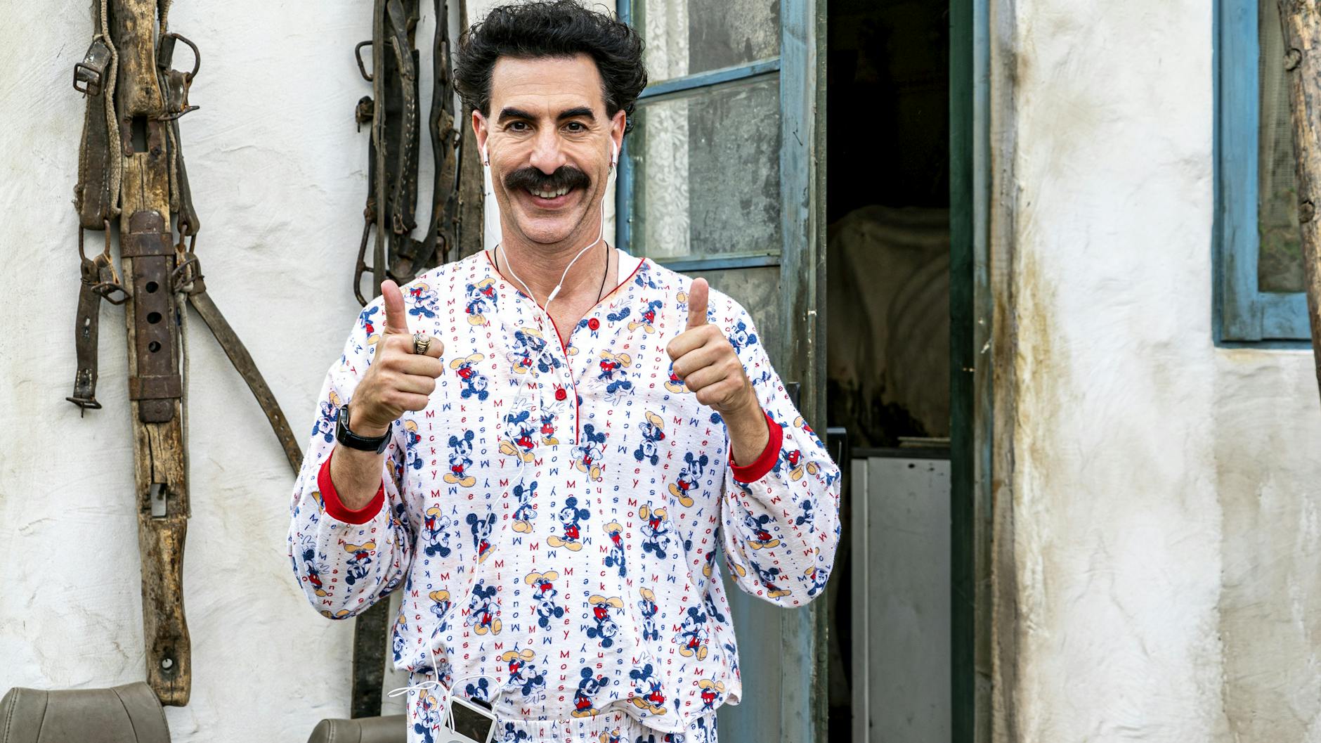 Sacha Baron Cohen in einer Szene aus dem Film „Borat Subsequent Moviefilm“.