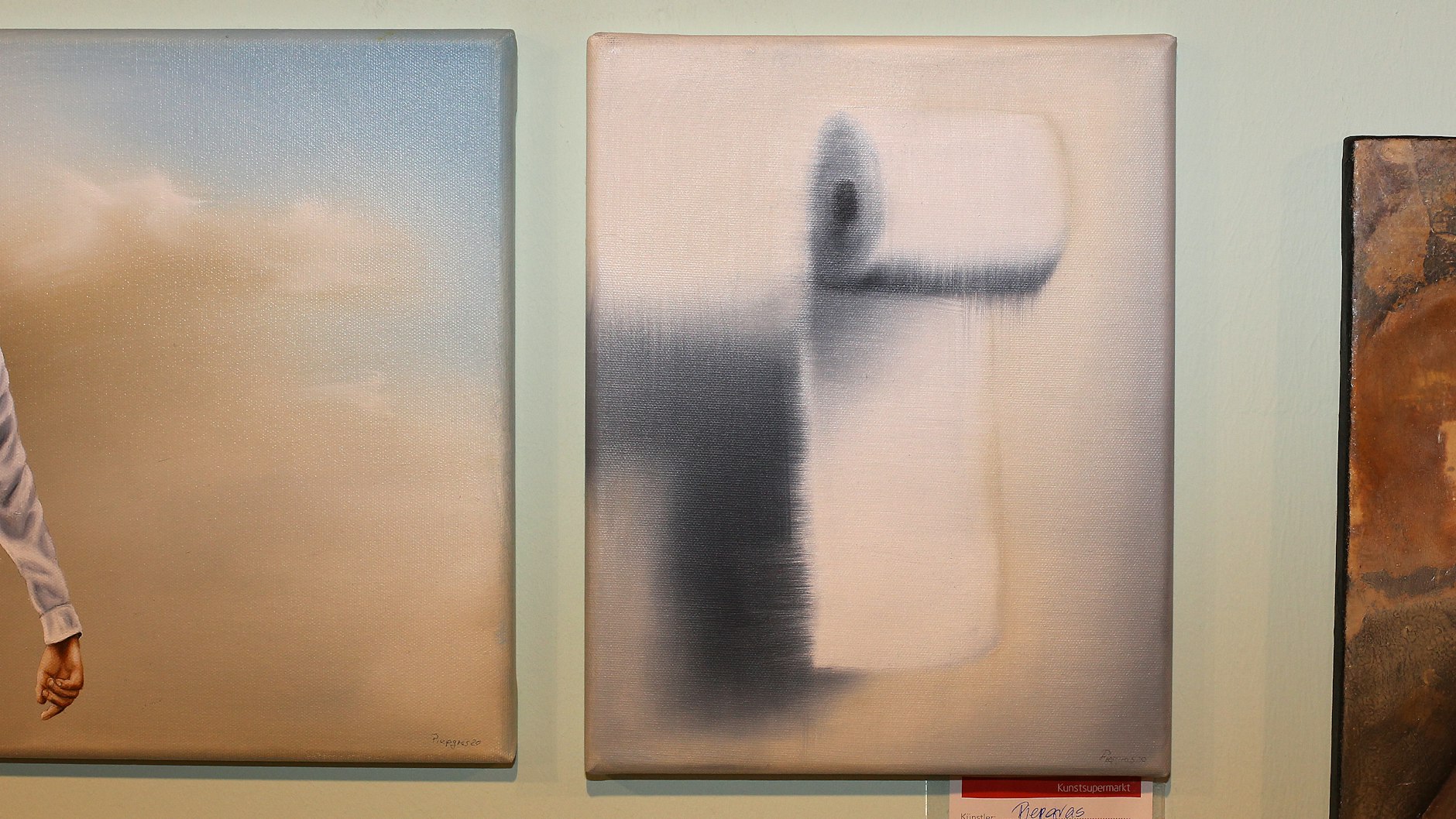 Auch die Corona-Krise findet ihren Niederschlag in der Kunst. Diese Klorolle kostet 129 Euro.